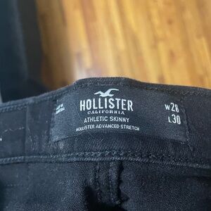 Men’s Hollister Black Ripped Athletic Skinny Jeans